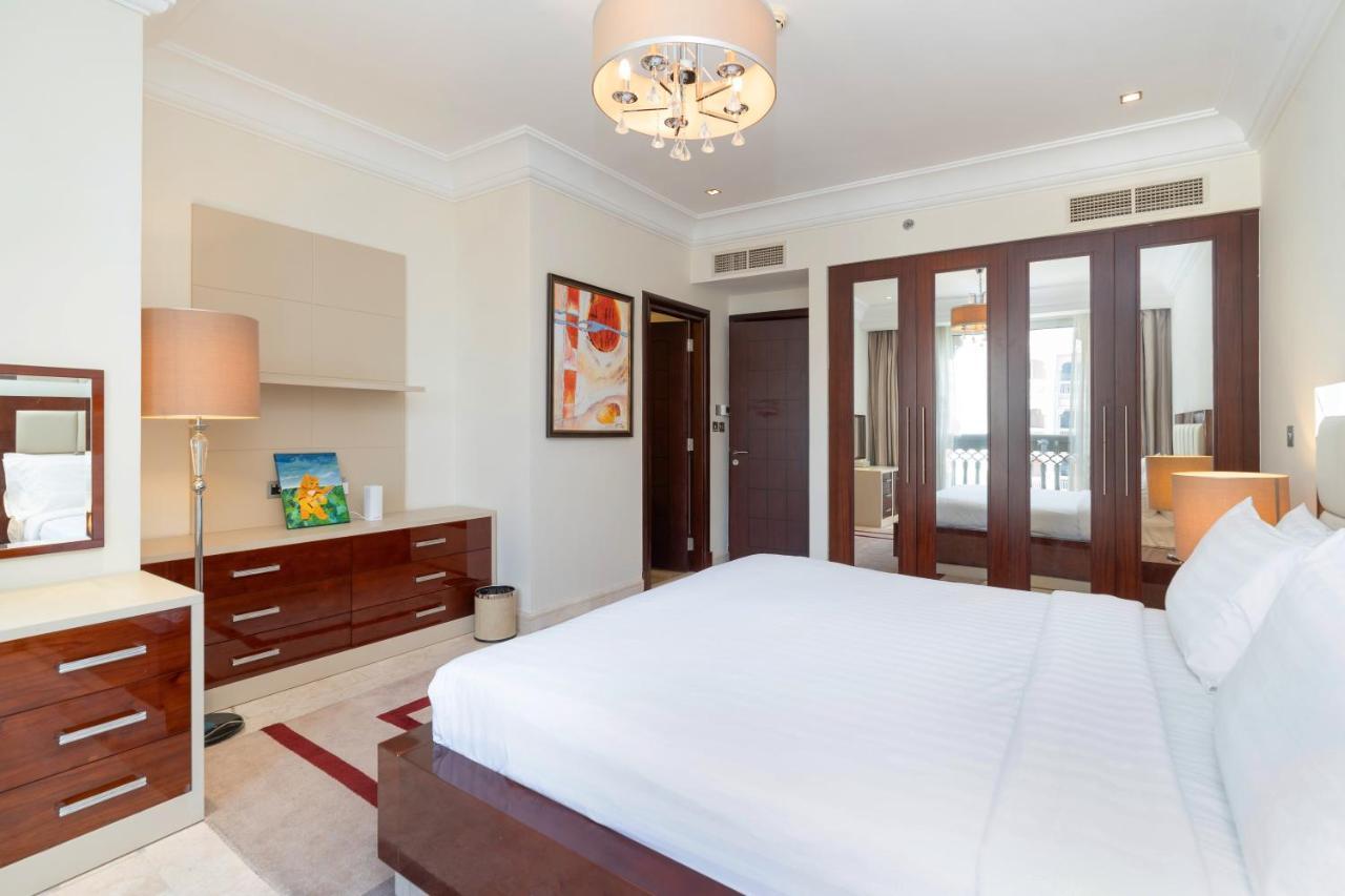 Royal Club By Rvhr, Grandeur Residence Crescent Palm Jumeirah Дубай Экстерьер фото
