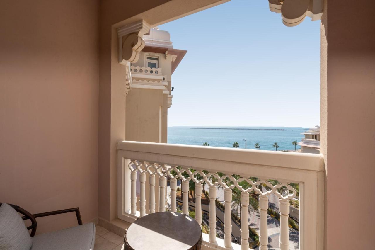 Royal Club By Rvhr, Grandeur Residence Crescent Palm Jumeirah Дубай Экстерьер фото